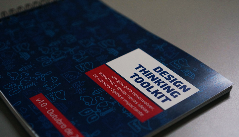 toolkit de design thinking desenvolvido para se tornar um guia de colaboração.